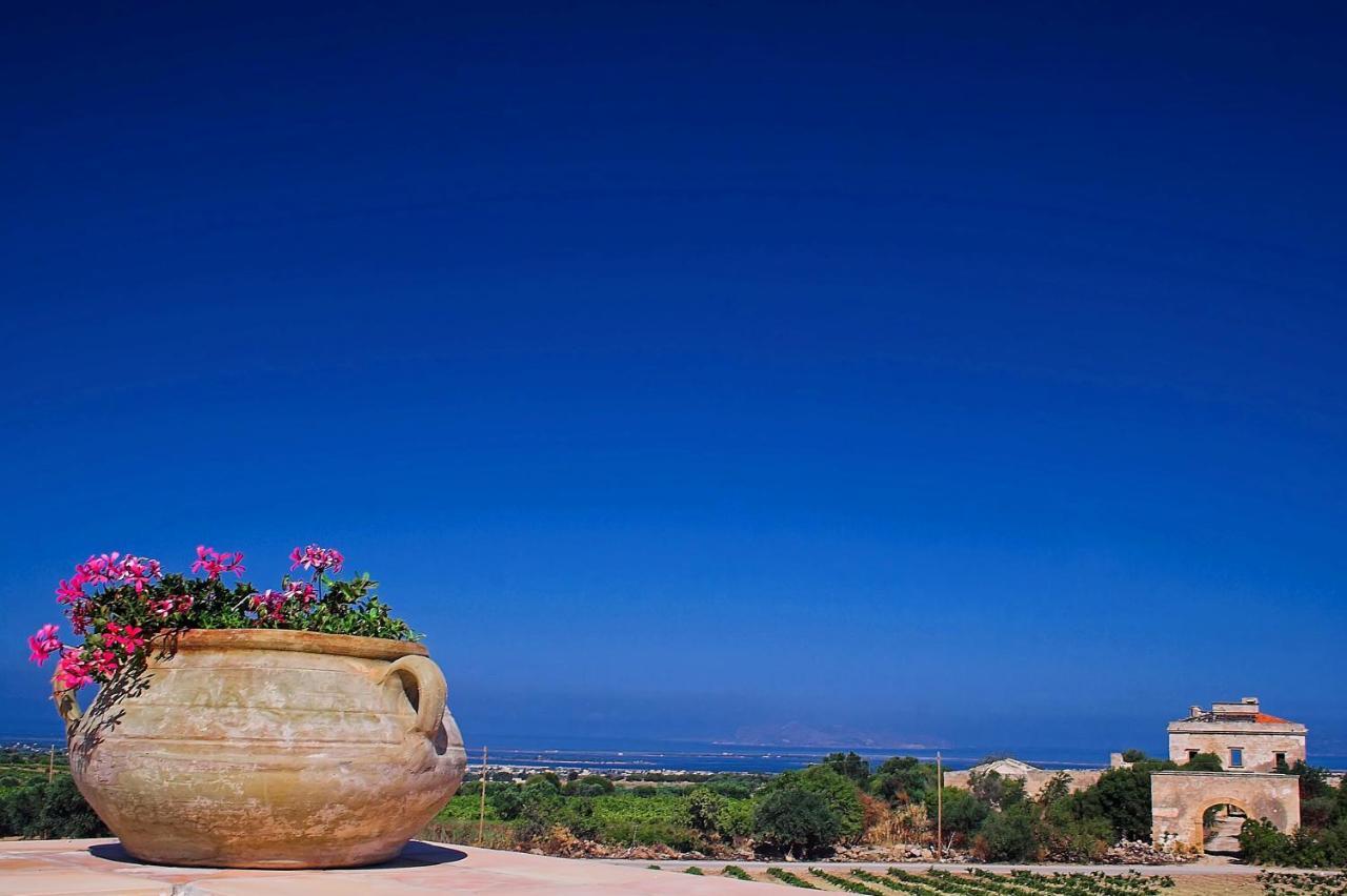 Agriturismo Baglio Donnafranca Wine Resort Марсала Экстерьер фото